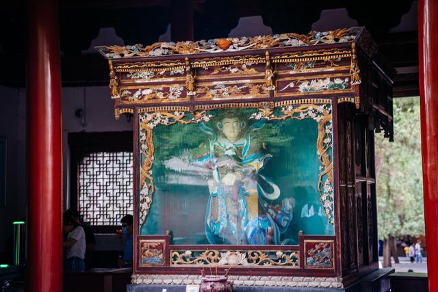 少林寺究竟有多神奇，被誉为天下第1名刹，真的值得来吗？