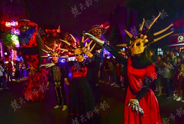 武汉欢乐谷万圣节开幕，持续至11月18日