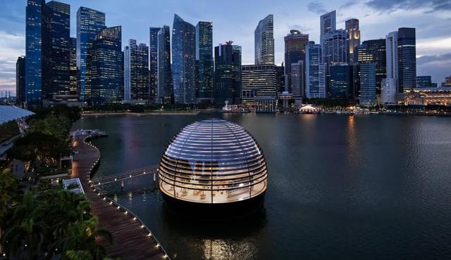 首个水上苹果零售店落户新加坡(新加坡苹果直营店)